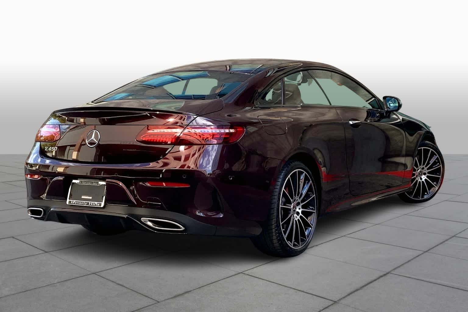 2022 Mercedes Benz E 450 photo 11