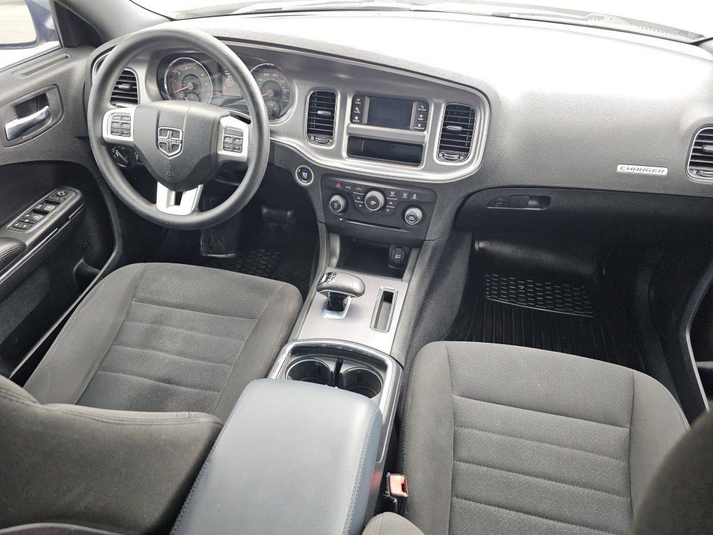 2012 Dodge Charger SE photo 22