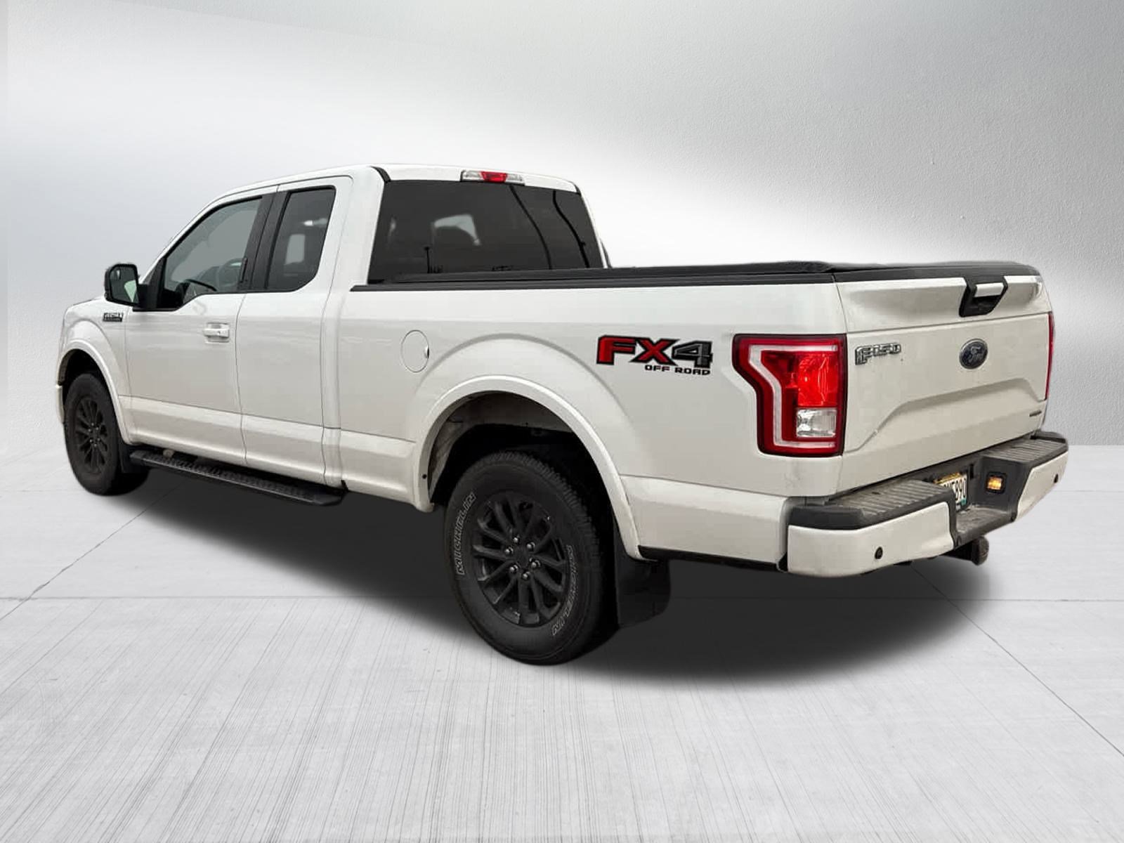 2015 Ford F-150 XLT photo 5