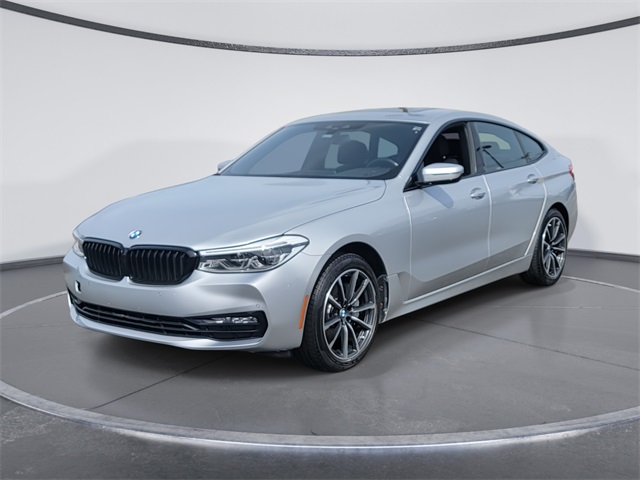 Used 2018 BMW 6 Series Gran Turismo 640i with VIN WBAJV6C5XJBK07613 for sale in Woodbury, NJ