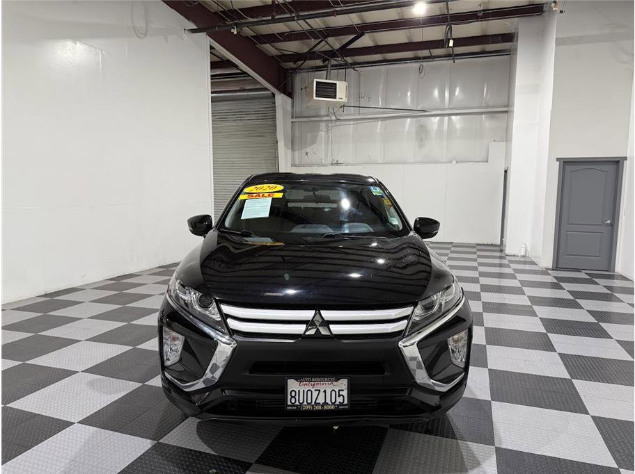 2020 Mitsubishi Eclipse Cross ES photo 3