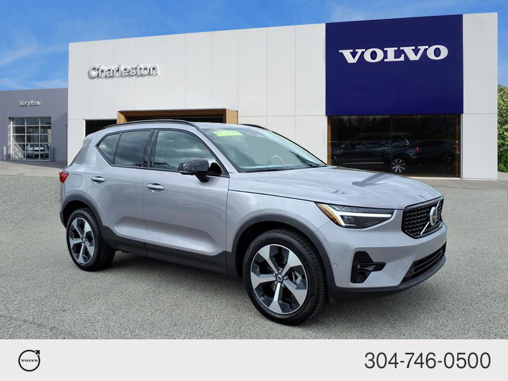 2026 Volvo XC40 Plus's photo