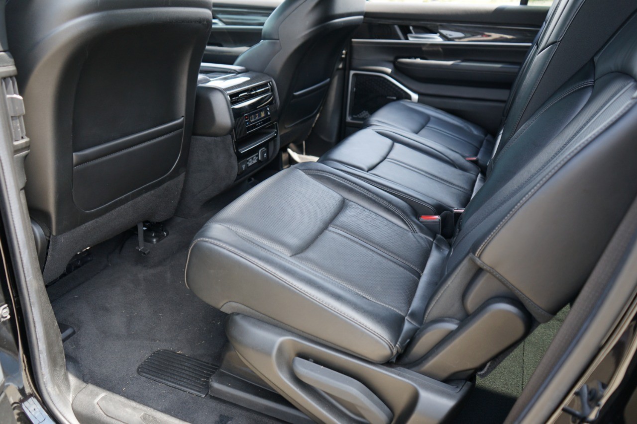 2022 Jeep Wagoneer Series II photo 32