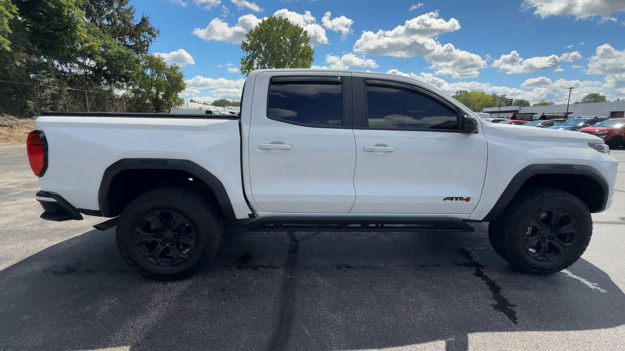 2024 Gmc Canyon AT4 photo 9