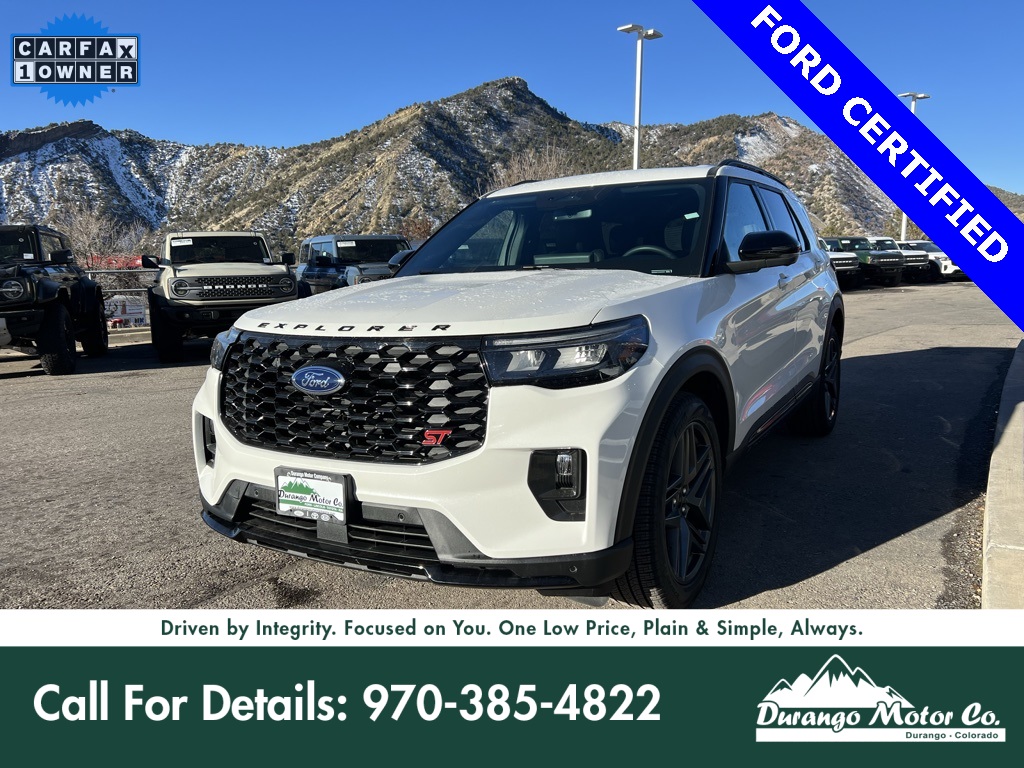 2025 Ford Explorer ST's photo