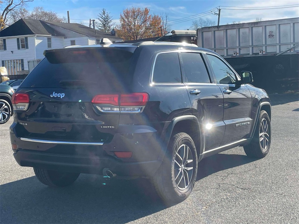 2017 Jeep Grand Cherokee Limited photo 3