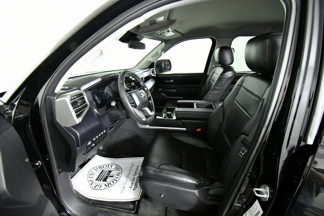 2024 Toyota Tundra SR5 photo 3