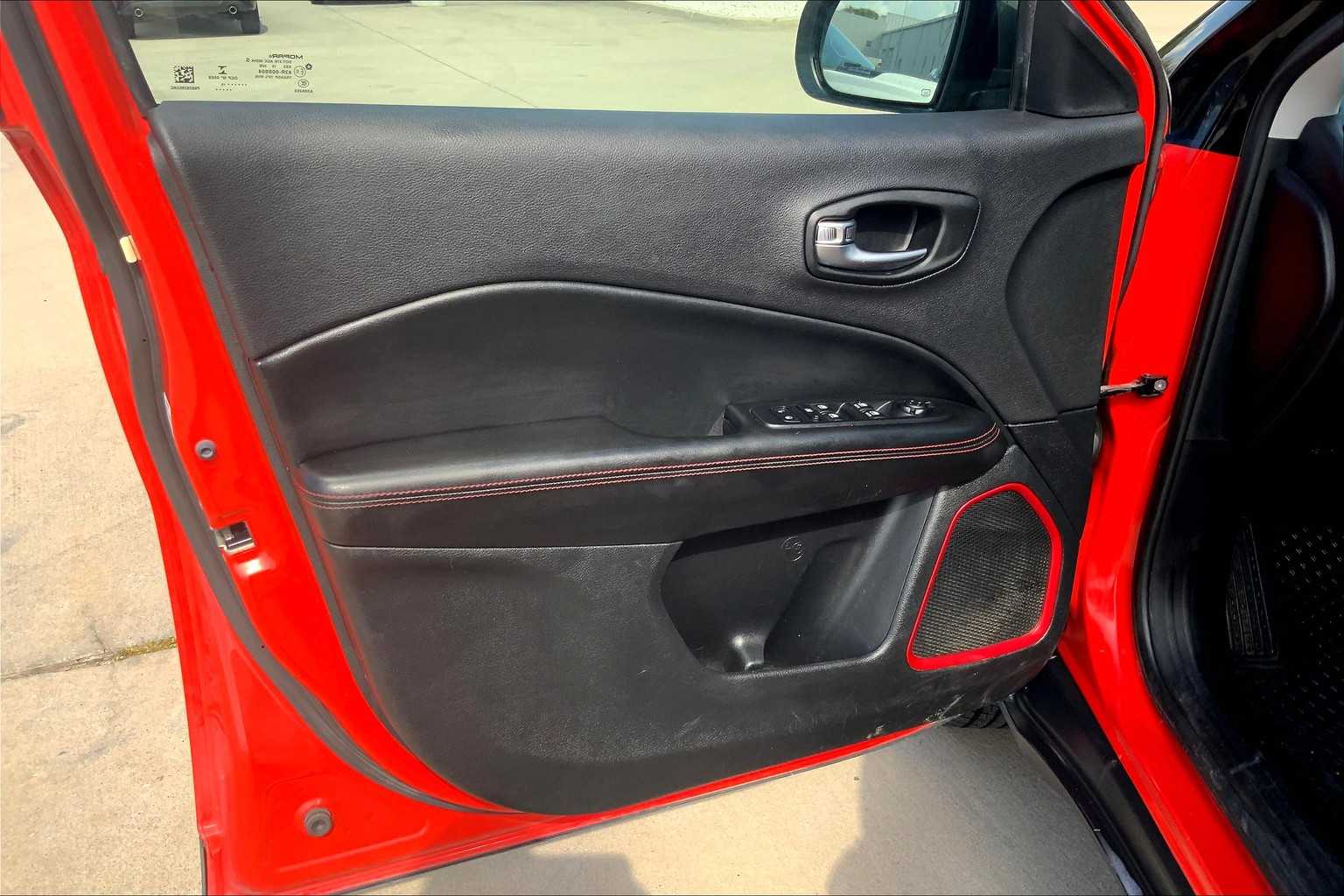 2019 Jeep Compass Trailhawk photo 16
