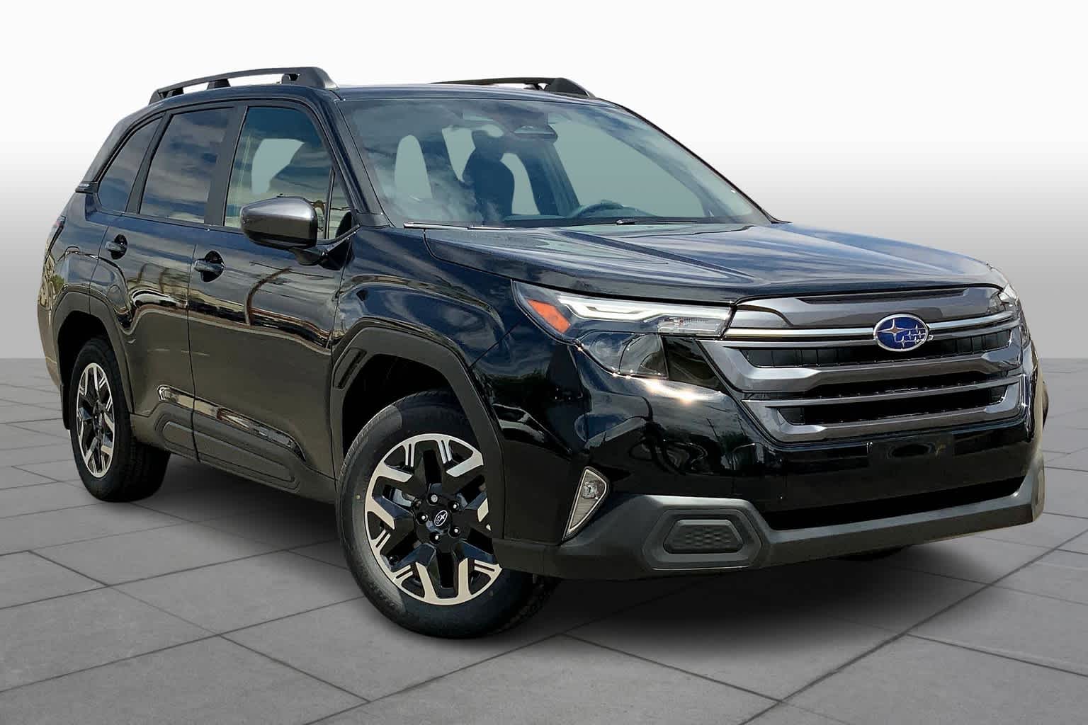 2025 Subaru Forester Premium Base photo 2