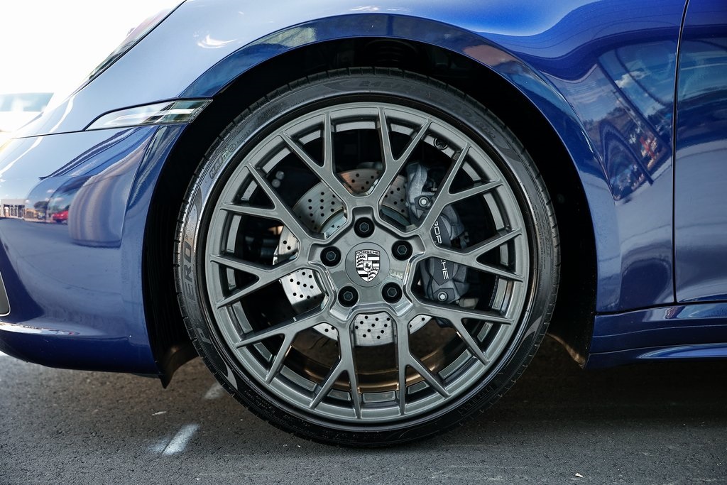 2023 Porsche 911 T photo 12
