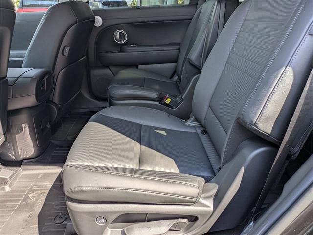2026 Hyundai Palisade Limited photo 9