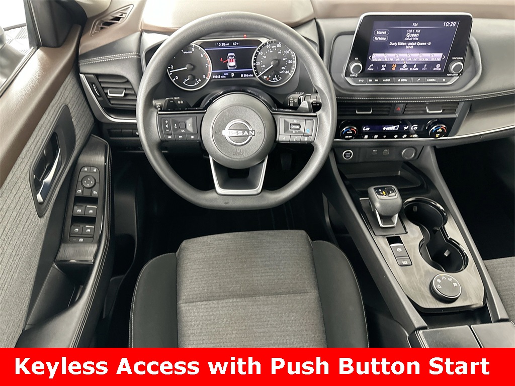 2023 Nissan Rogue SV photo 2