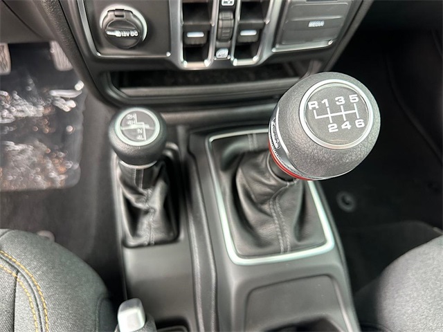 2025 Jeep Wrangler Sport photo 21