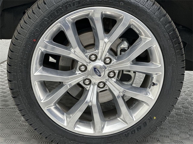 2020 Ford F-150 XLT photo 2