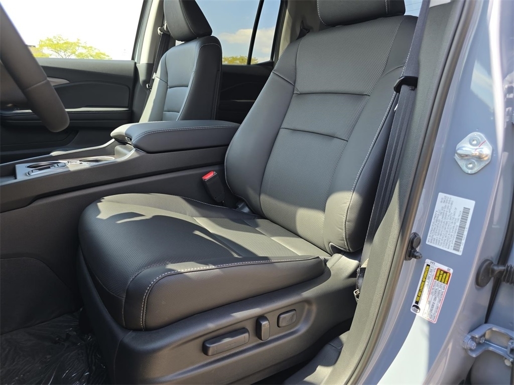 2025 Honda Ridgeline RTL photo 24