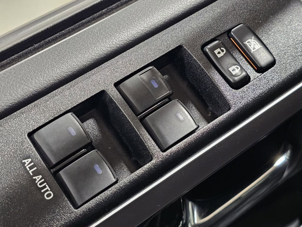 2023 Toyota 4Runner SR5 photo 16