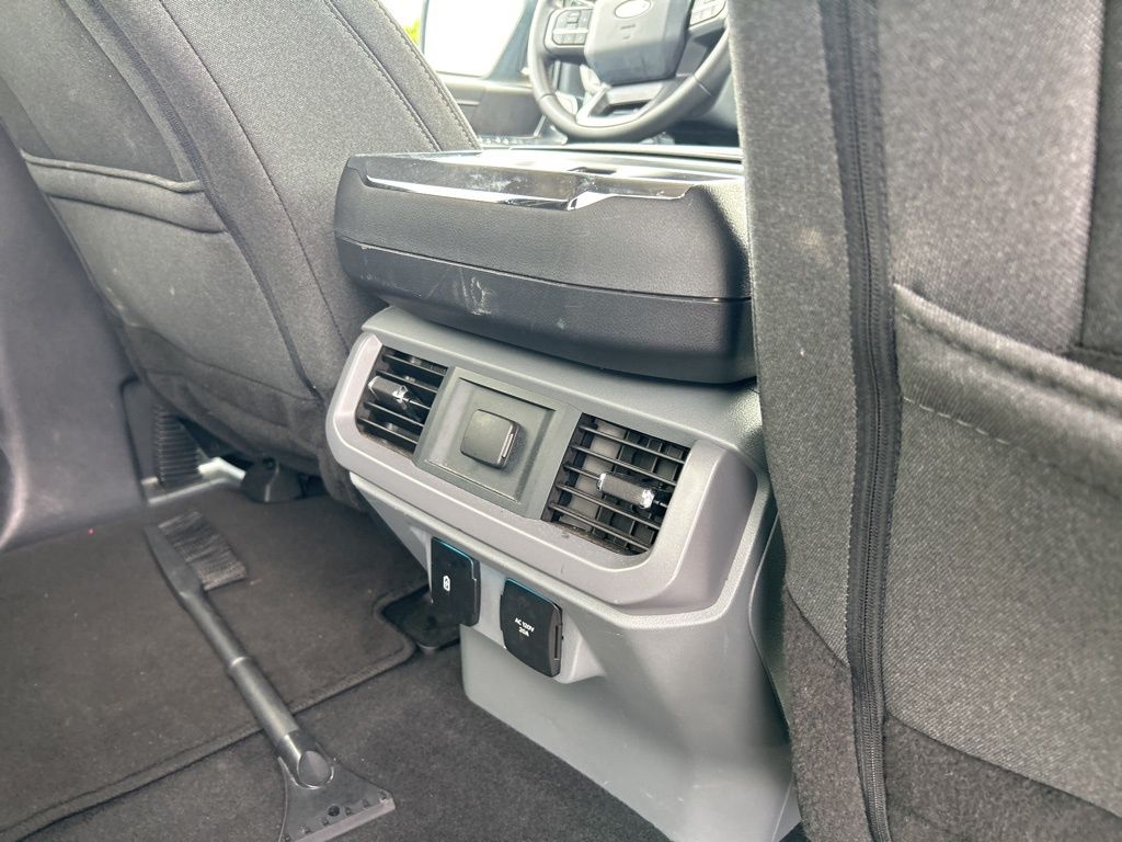 2024 Ford F-150 XLT photo 40