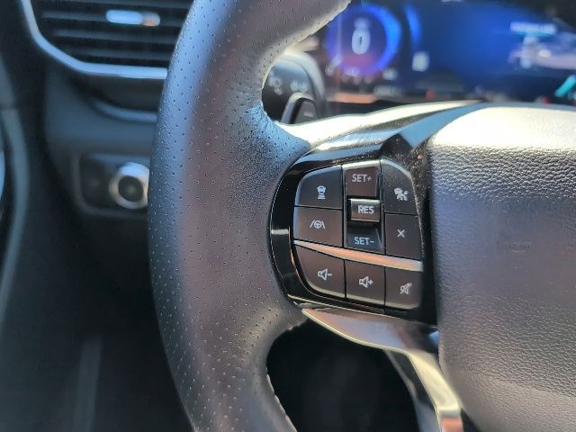 2022 Ford Explorer ST photo 5