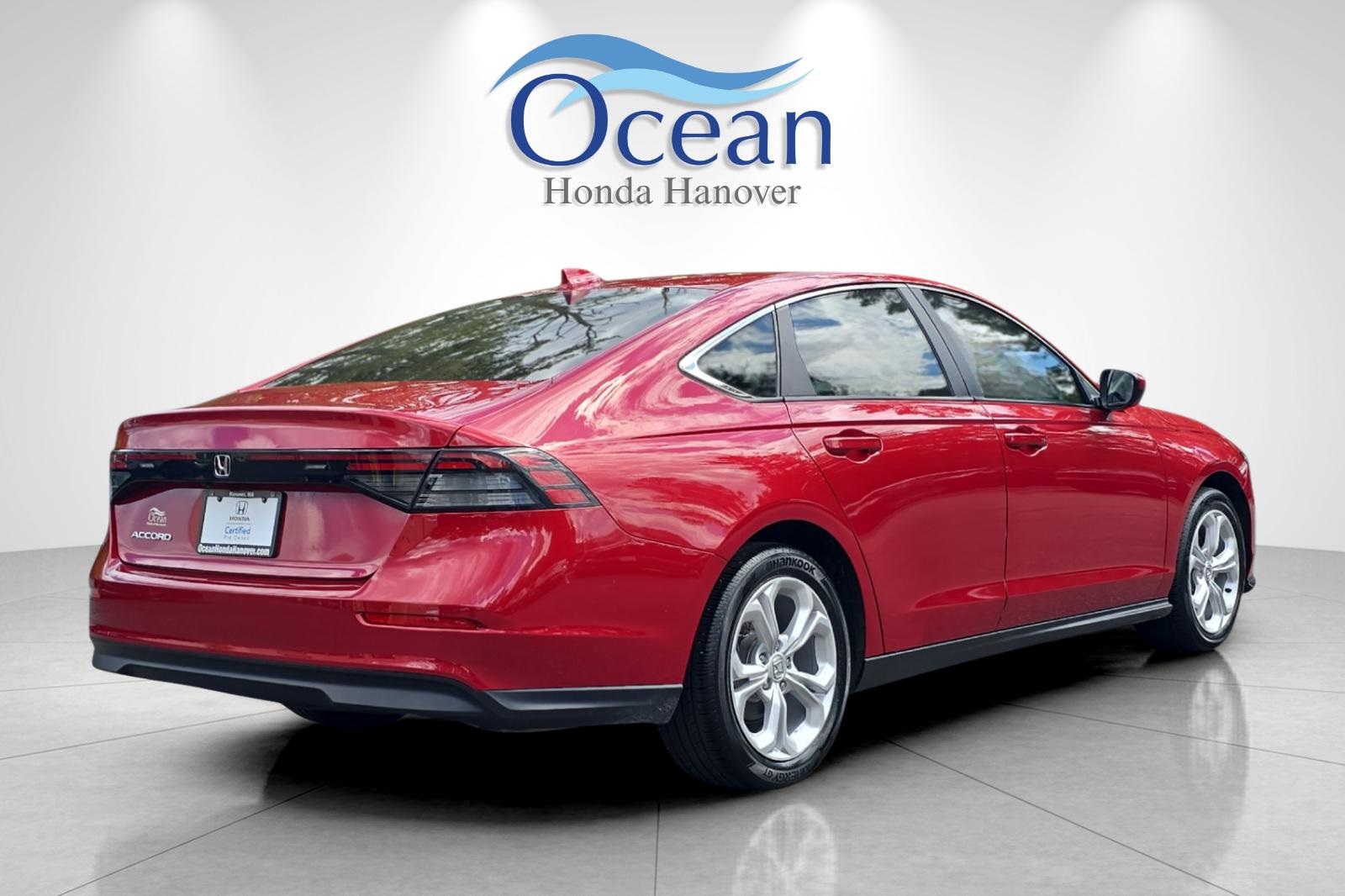 2023 Honda Accord LX photo 3