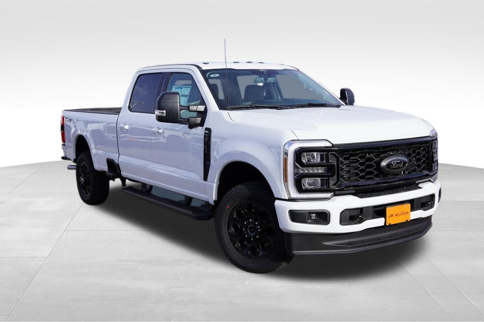 2026 Ford F-350 Super Duty XLT's photo