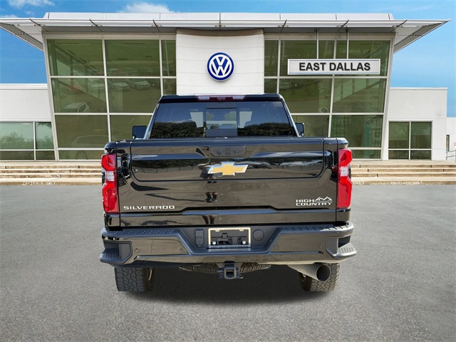 2024 Chevrolet Silverado 2500HD High Country photo 4