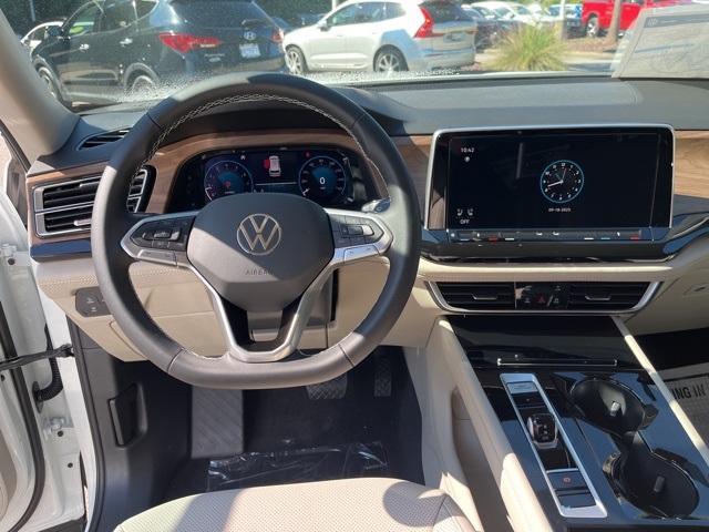 2026 Volkswagen Atlas SE Technology photo 16