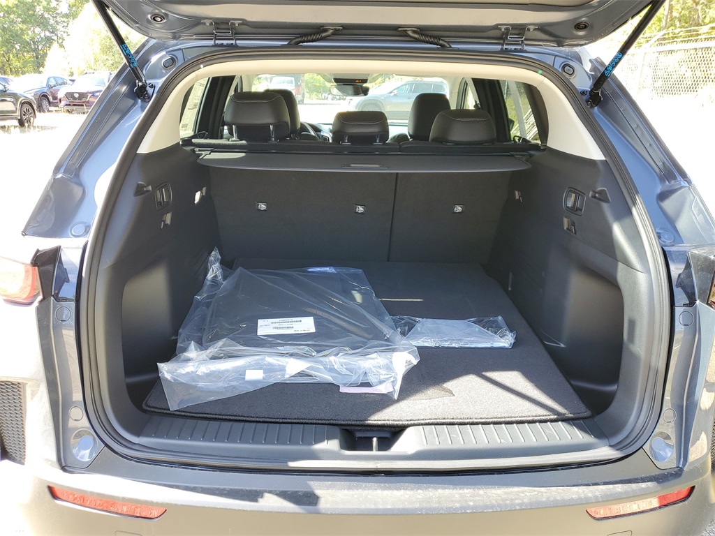 2025 Mazda CX-50 2.5 Select photo 6
