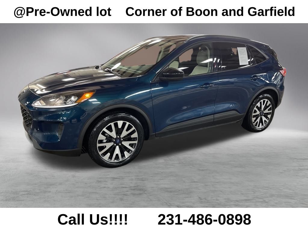 2020 Ford Escape SE's photo
