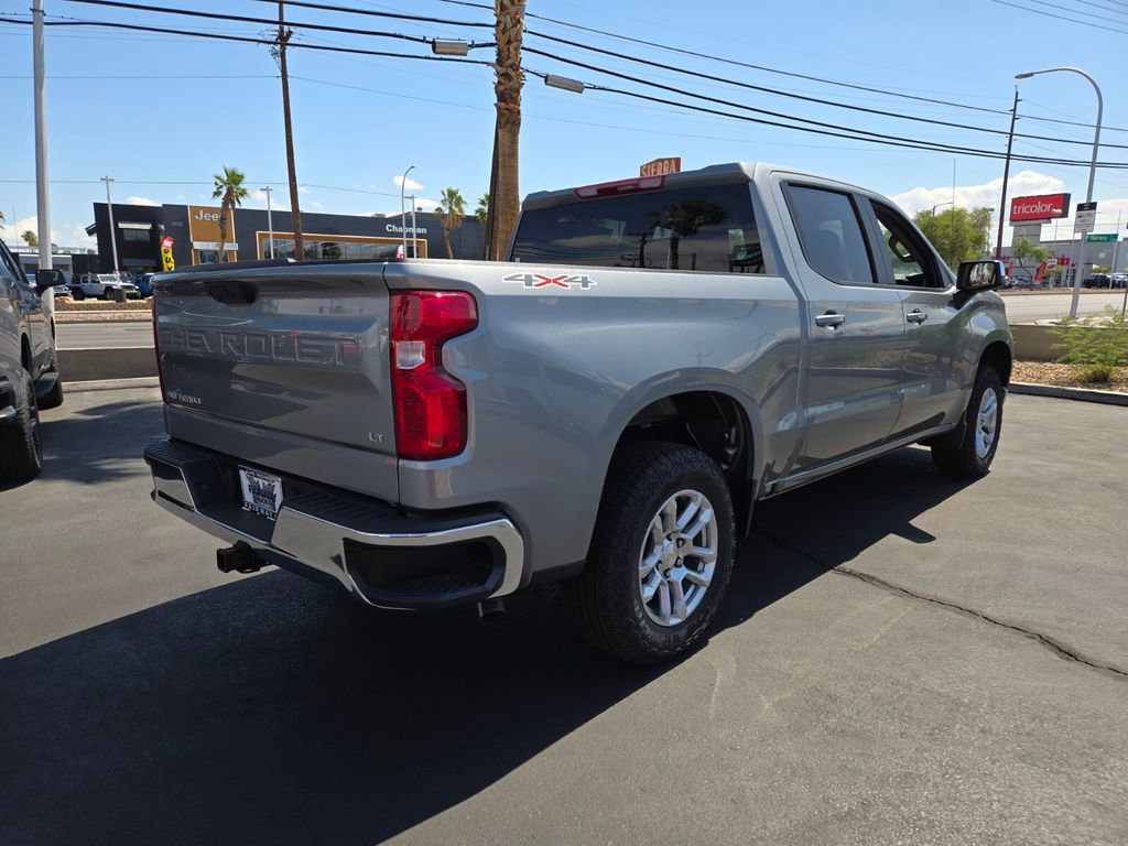 2025 Chevrolet Silverado 1500 LT photo 4