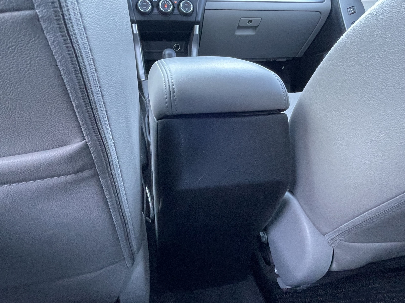 2014 Subaru Forester 2.5i Touring photo 26