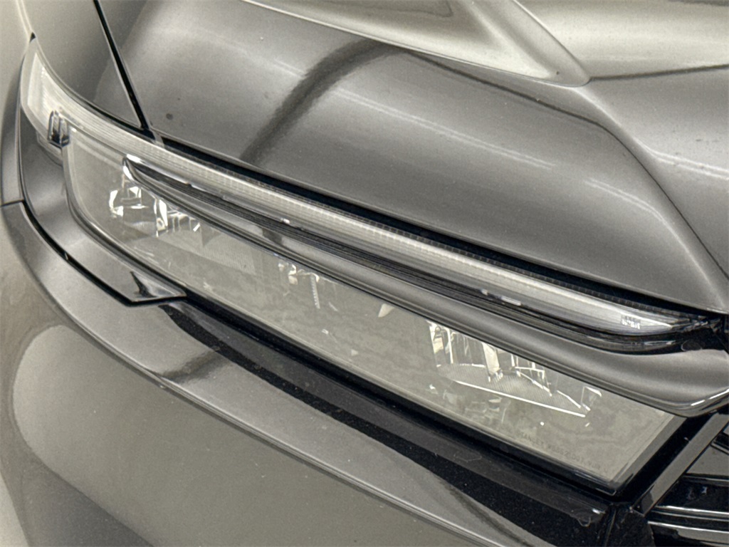 2026 Honda CR-V Hybrid Sport Touring photo 4