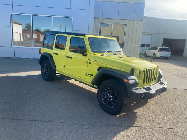 2024 Jeep Wrangler 4-Door Sport RHD