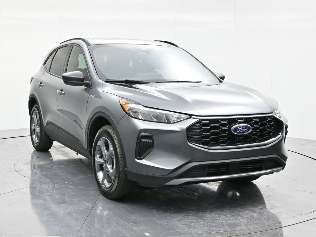 2026 Ford Escape ST-Line photo 3