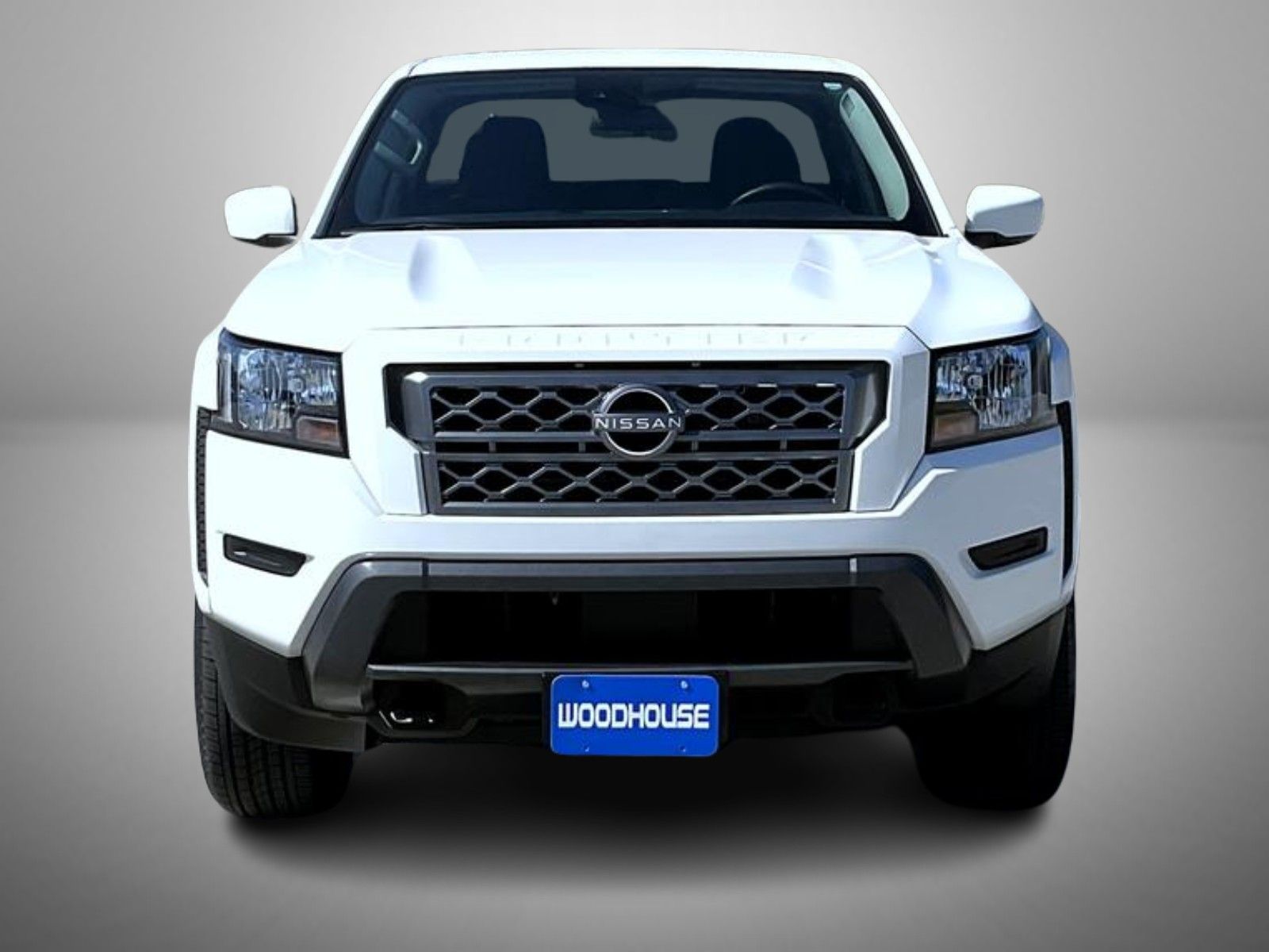 2022 Nissan Frontier SV photo 2