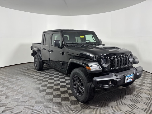 2025 Jeep Gladiator Sport S's photo