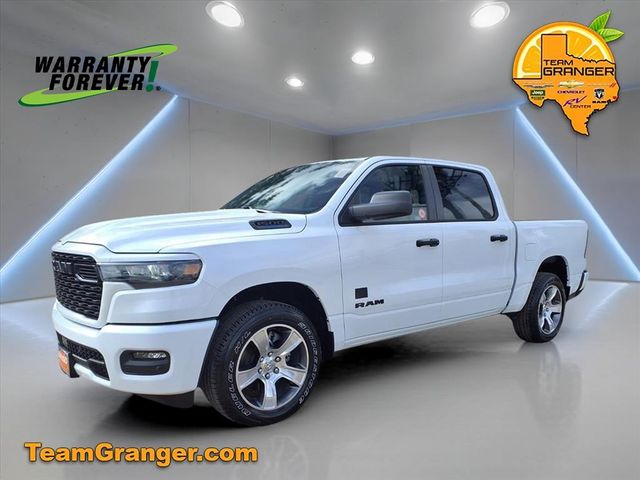 2025 Ram 1500 Tradesman photo 3