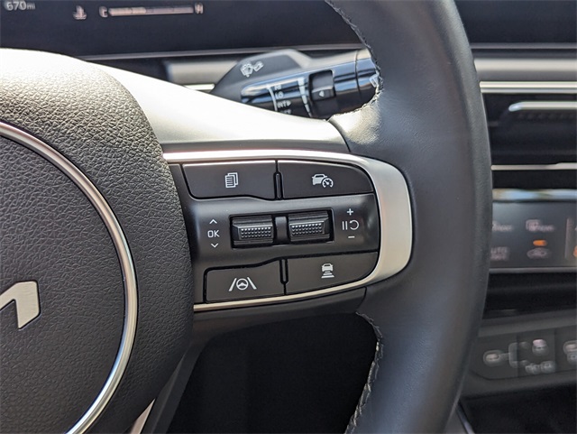 2025 Kia K5 GT-Line photo 21