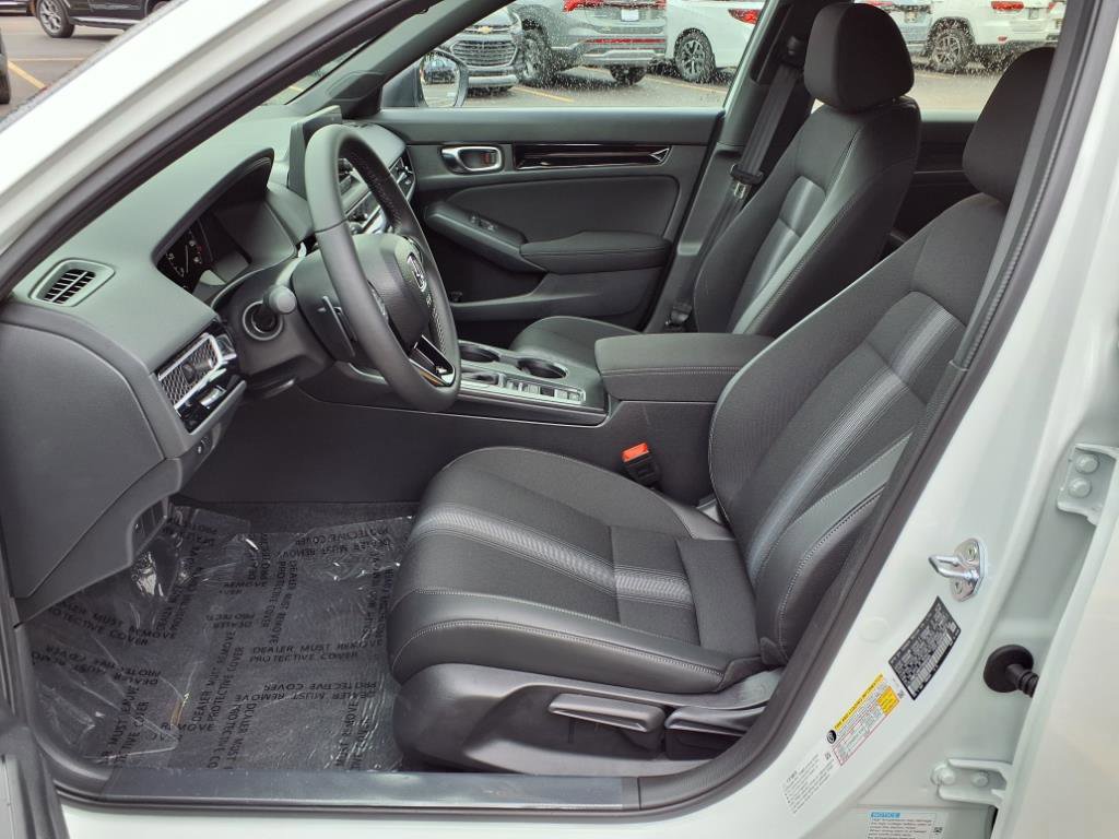 2026 Honda Civic Hatchback Hybrid Sport photo 4