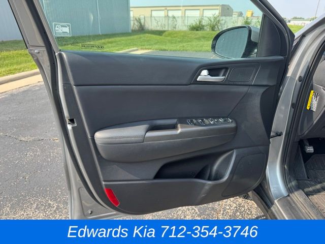 2022 Kia Sportage Nightfall Edition photo 16