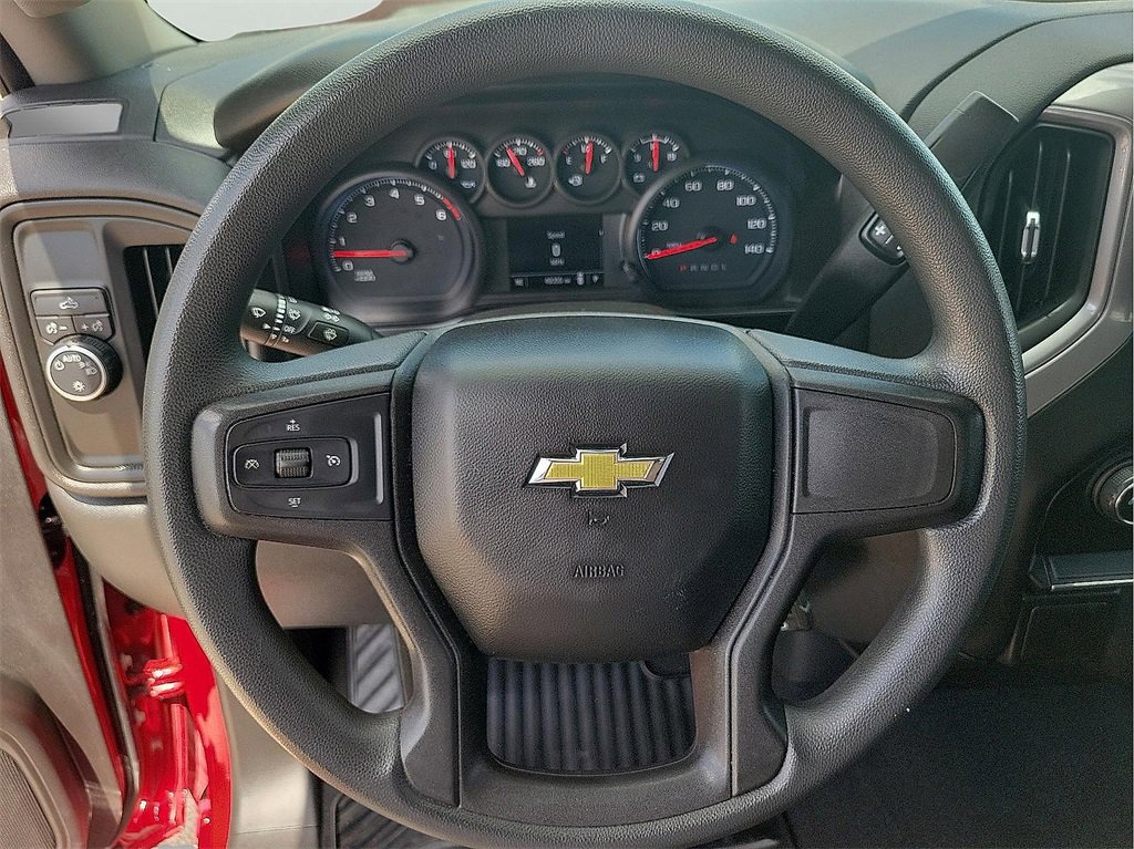 2021 Chevrolet Silverado 1500 Custom photo 15