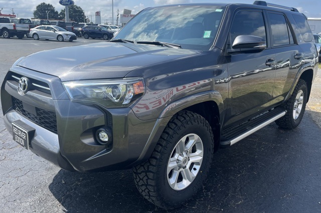 2022 Toyota 4Runner SR5 Premium photo 3