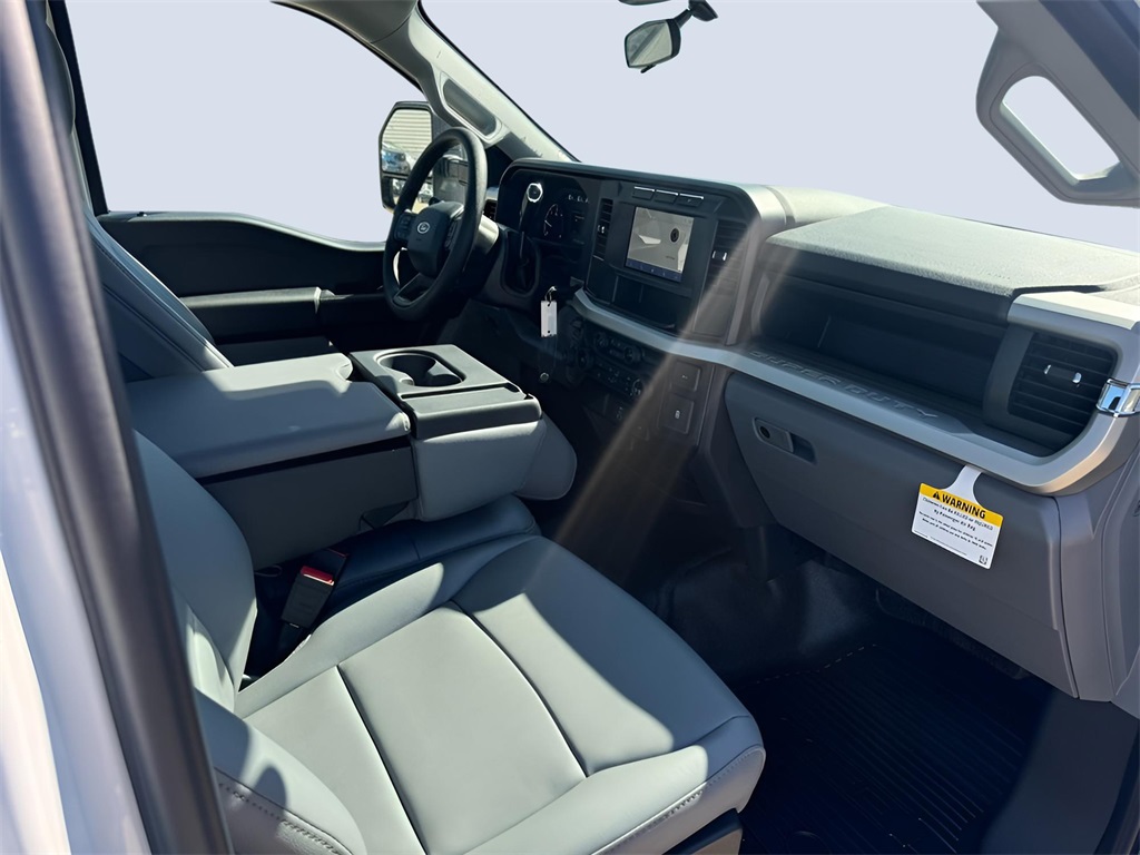 2024 Ford F-450 XL photo 16