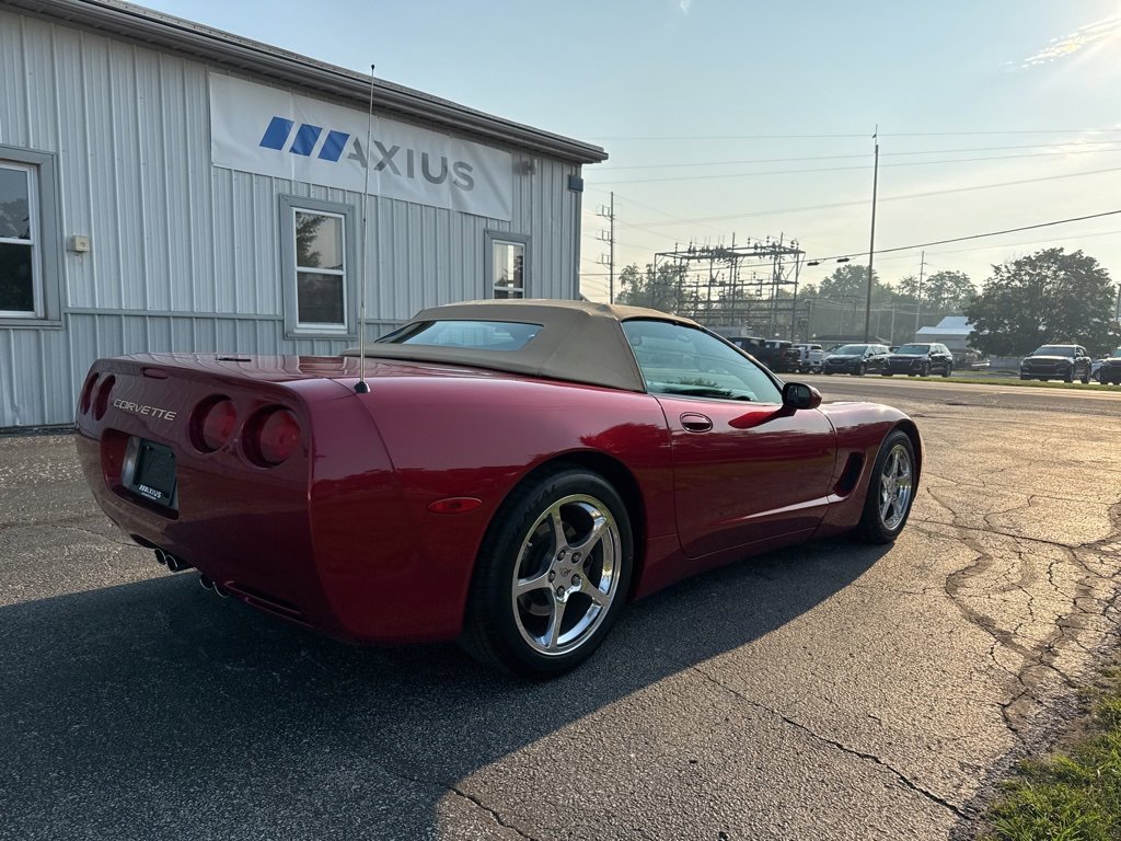 2004 Chevrolet Corvette Base photo 3