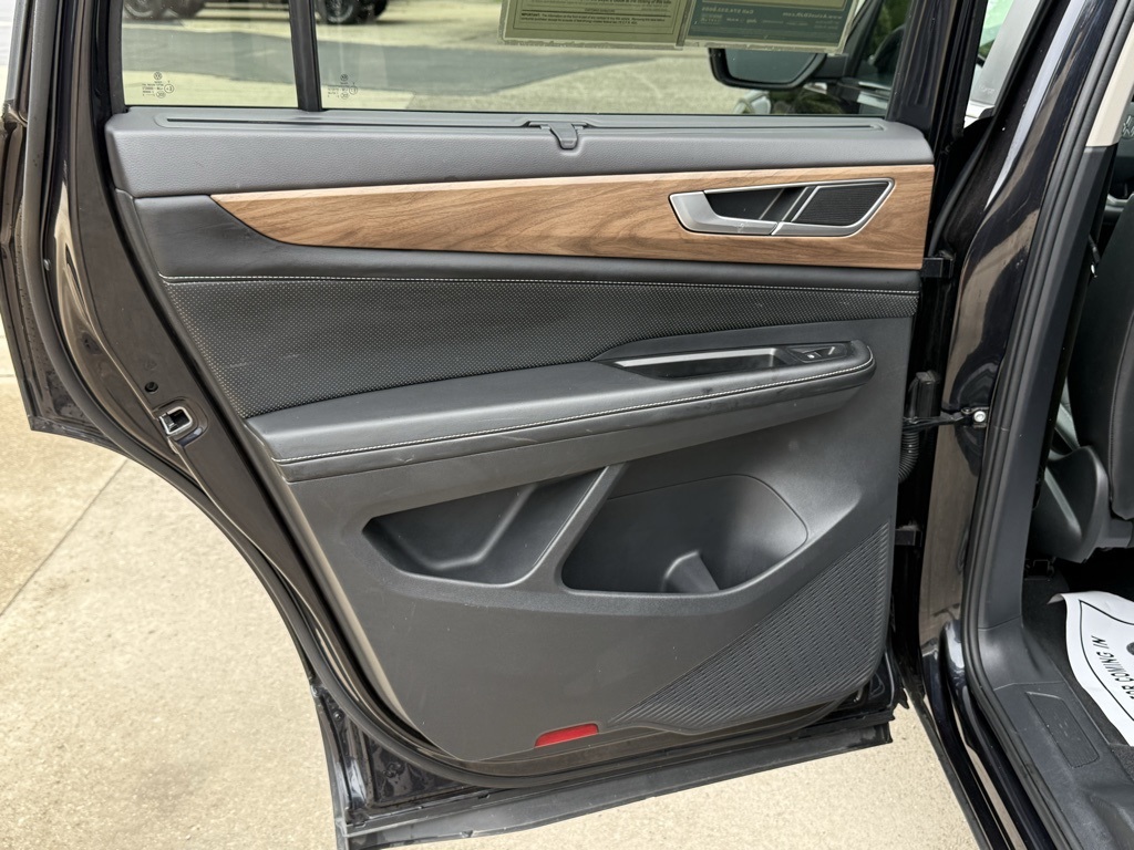 2024 Volkswagen Atlas SE Technology photo 22