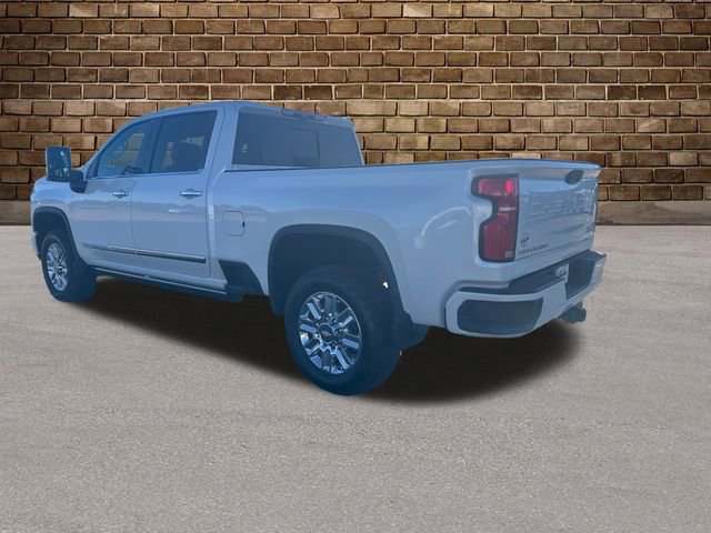 2025 Chevrolet Silverado 3500HD High Country photo 3