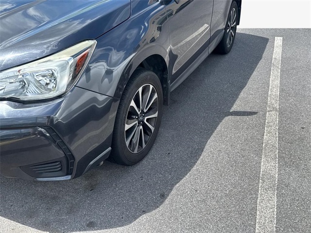 2017 Subaru Forester 2.0XT Premium photo 2