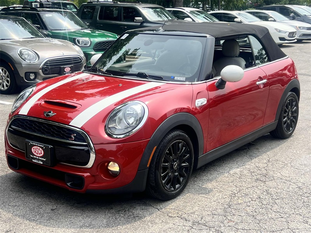 2017 Mini Cooper Convertible S photo 3