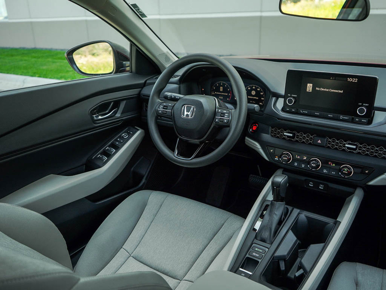 2025 Honda Accord SE photo 12