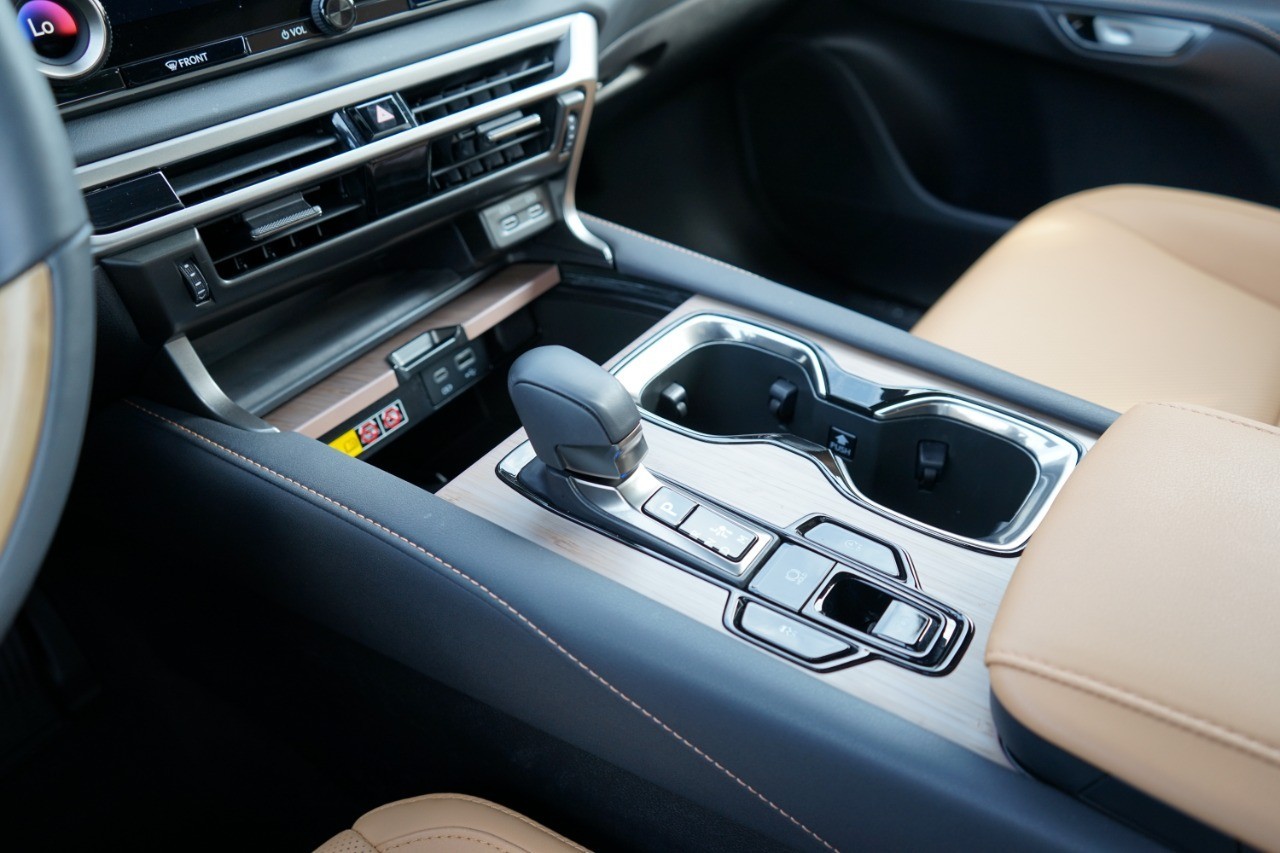 2025 Lexus RX 350 Premium photo 16