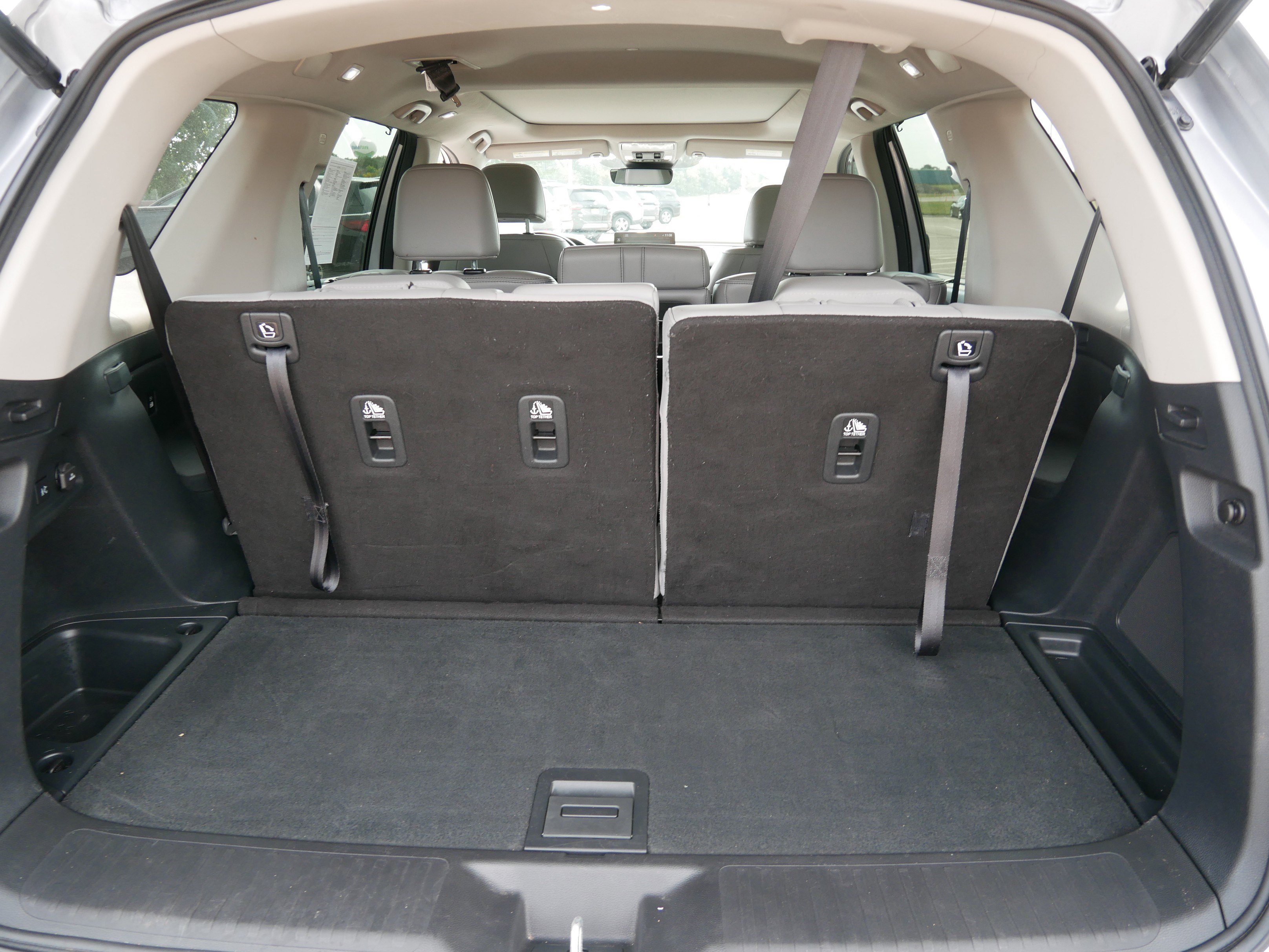 2023 Honda Pilot Touring photo 11
